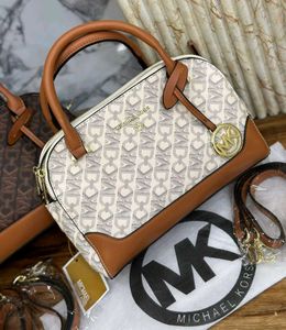 MICHAEL KORS DOVER SMALL SLING BAG WDOUT BOX