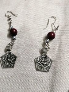 Earings And Necklace.Maroon Colour.