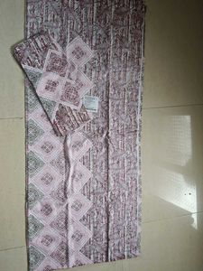 "Brand New" King Size Bedsheet With Pillow Covers