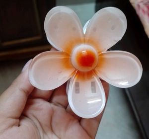 Tulip Bracelet And Flower Big Claw Clip