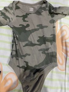 Kids Onesie And Full Hand Shirts