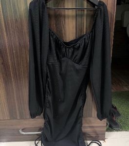 New URBANIC RIBBED SWEETHEART NECK BODYCON DRESS