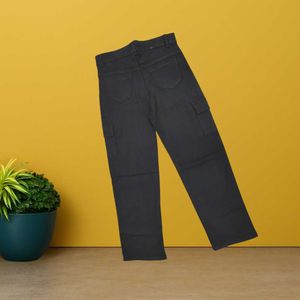 women black cargo straight jeans size 30 (O-89)