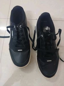 Puma Womens Court Ultra Lite Sneaker