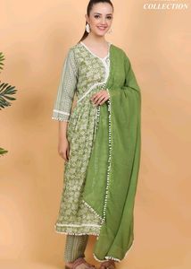 Women&#39;s Aliya Cut Kurti Set