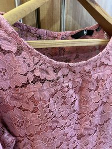 Mauve Lace Top- Size M