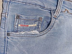 Levi&#39;s Rare Denim Jeans 💀