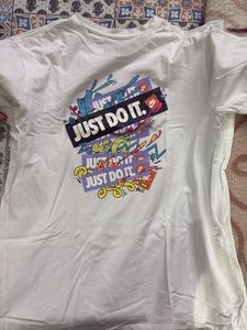 Nike T-shirts .
