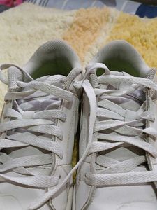White Nike Woman Shoe