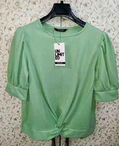 Self Design Puff Sleeve Top