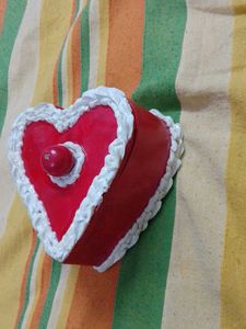 Clay Cake Box