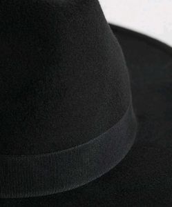 H&amp;M Women Black Hat