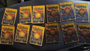 POKEMON GOLDEN CARDS.. 12 CARDS.. 3D REFLECTION