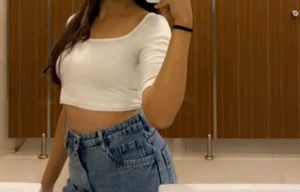 Cute White square neck Crop Top