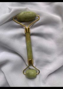 Face Roller And Gua Sha