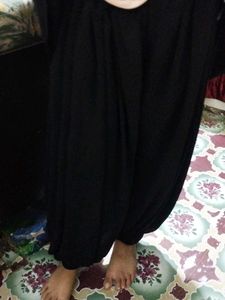 Chic Black &amp; White Sleeveless Ethnic Dress