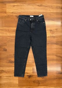 Zara Black Mom Jeans✨