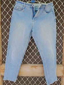 Light Wash Mom Jeans