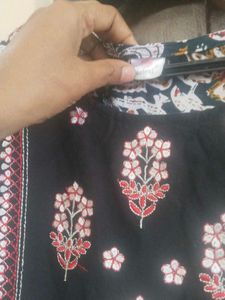 Elegant Floral Print Kurta