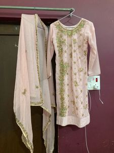 Elegant Pink Kurta Set