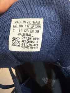 Adidas Sneakers