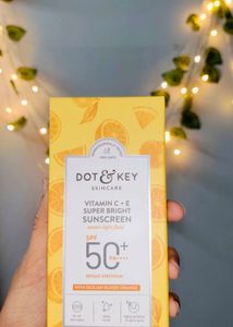 Dot And Key Vitamin C Sunscreen 350 For One