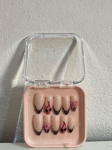 Y2K Press-On Nails