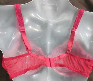 Pink Lace Bra 🖤
