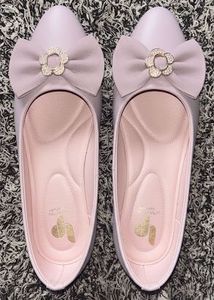 Elegant Pink Bow Ballet Flats