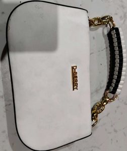D-Berry White Handbag