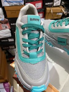 Womens Shoes