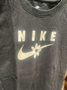 Nike Graphic Tee