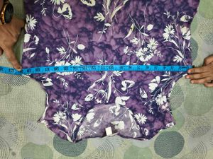 Floral Print sleeveless Top in L 40 size for women