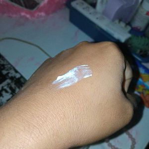 Ponds Serum Cream SPF 15 PA++