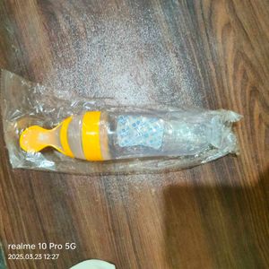 Spoon Feeding Bottle