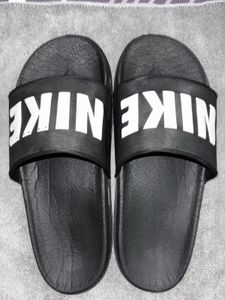 Nike Black &amp; White Logo Flip Flops/ sliders
