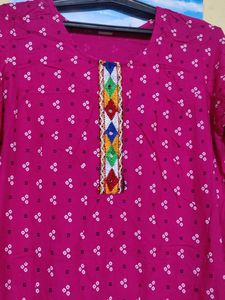Pink Printed Kurti Set