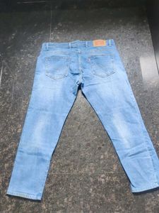 Blue Levi&#39;s Denim Jeans