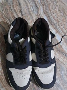 Stylish Brown Sneakers