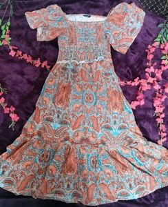 Patterned beautiful midi Dress