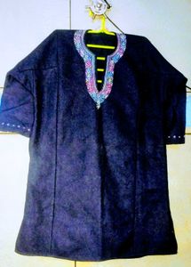 Elegant Embroidered Kashmiri Kurti