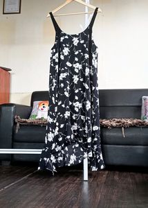Floral Prints Sleeveless Dress