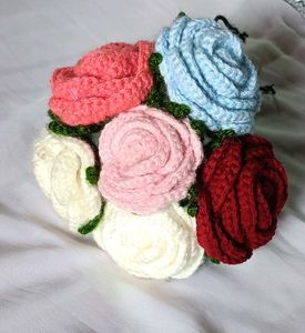 Crochet Rose Bouquet ( 150 Per Piece)