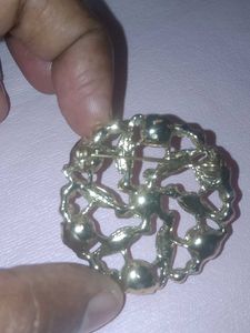 Vintage Brooch Set