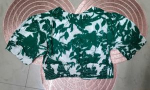 Floral Print v neck crop Top