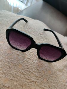Wome Black Shades
