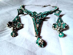 GORGEOUS JEWELLERY SET 😍