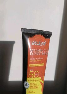 Dewy Radiant Sunscreen
