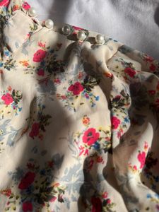 Floral Off white Top