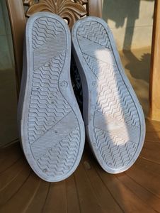 Swigs Shoes
